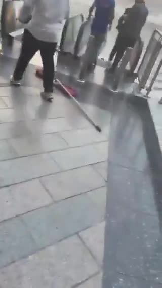 Qahirədə ticarət mərkəzində helium balonu partladı