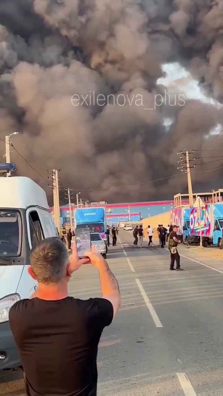Məşhur şirkətin 4 şəhərdəki anbarı vuruldu