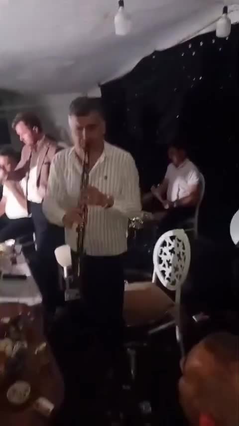 Yağış yağsa da, toy davam etdi