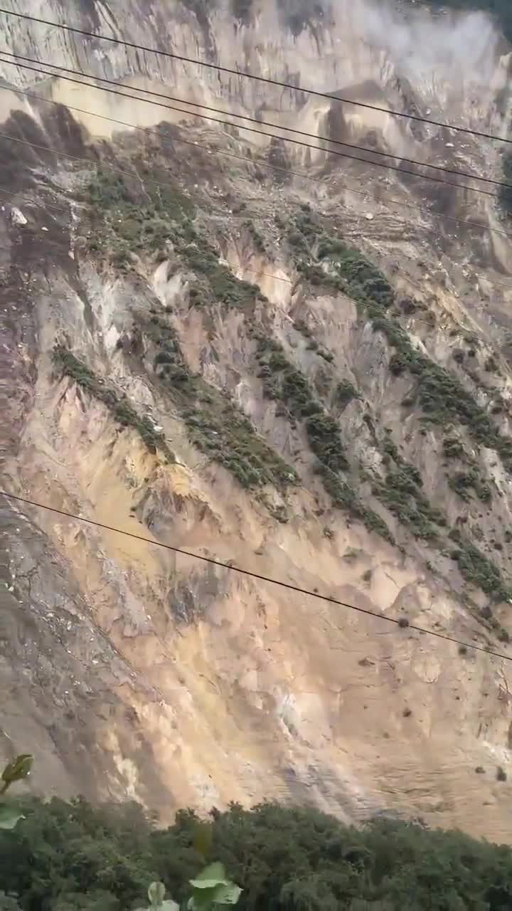 Nepalda dəhşətli anlar - 1