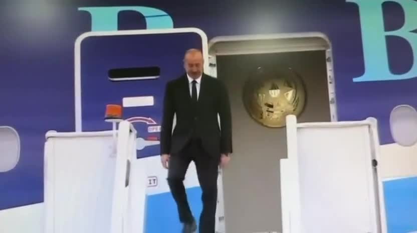 Prezident Türkmənistana işgüzar səfər etdi