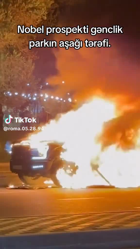 Xətaidə maşın yandı