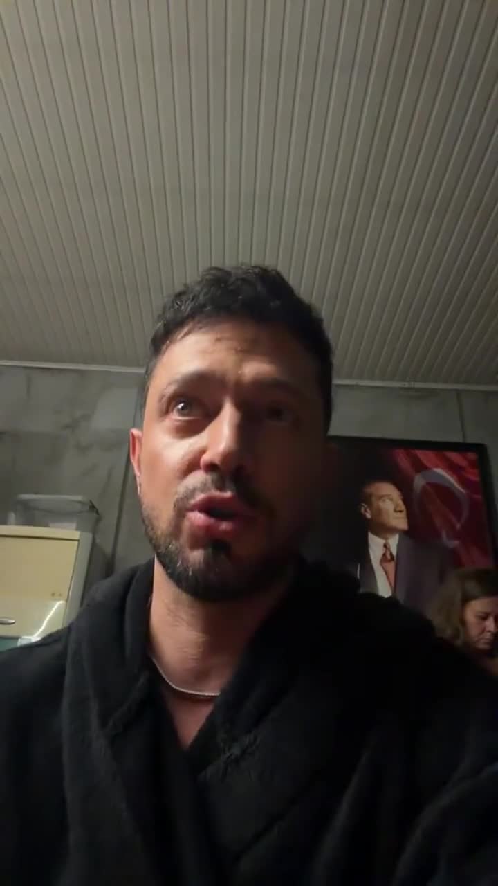 İstanbuldakı daşqında Murat Boz və heyəti köməksiz qaldı
