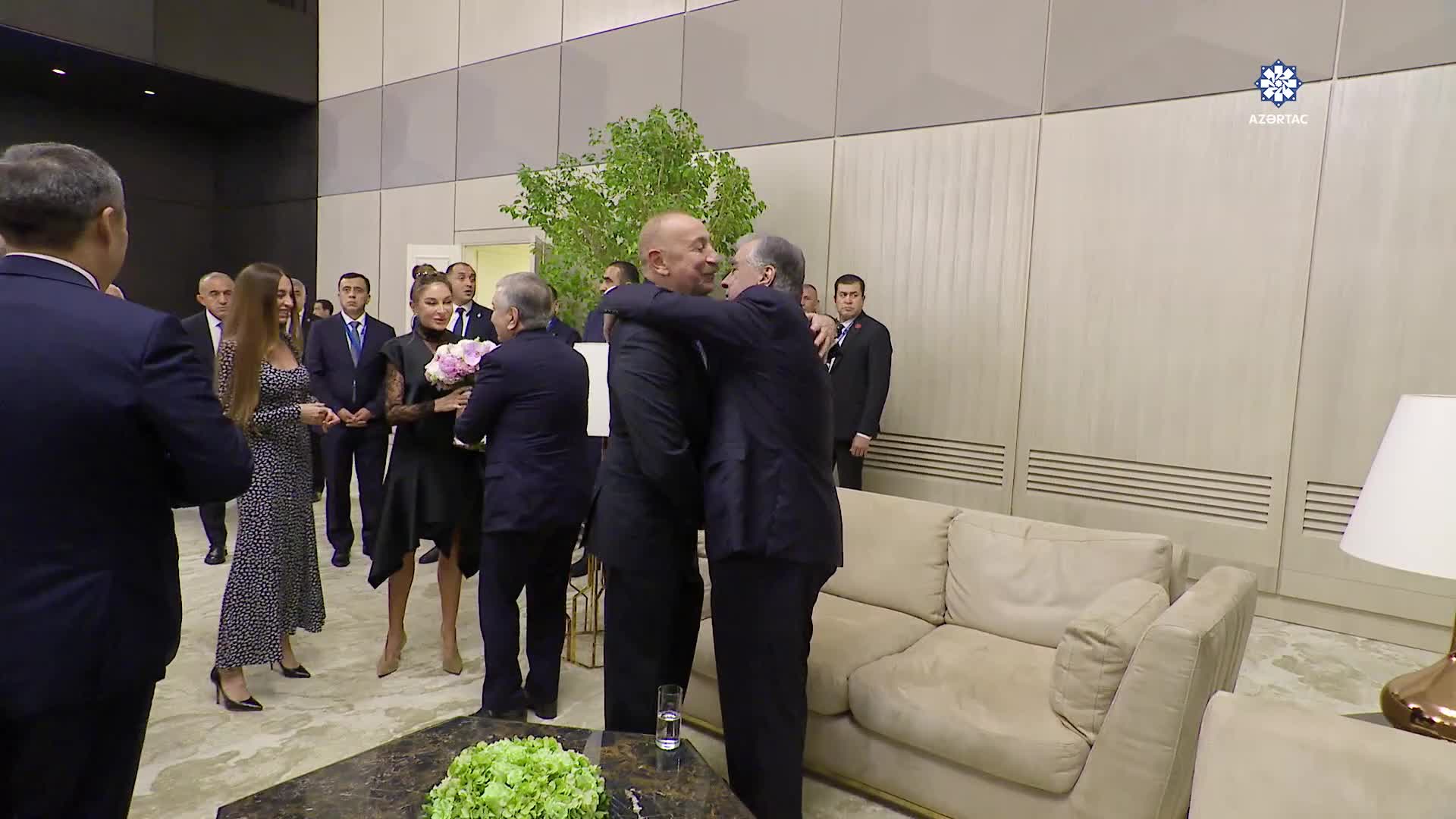Prezident Emoməli Rəhmonla görüşdü