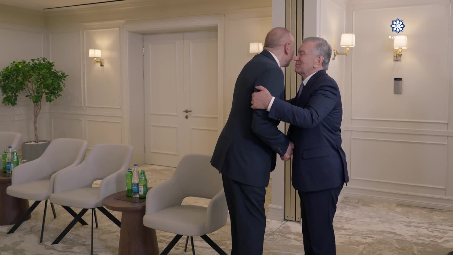 Prezident İlham Əliyev Özbəkistan Prezidenti ilə görüşüb