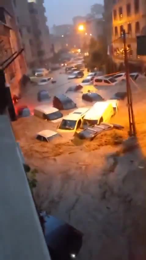 İstanbulda 41 ilin yağıntı rekordu qırıldı - 5