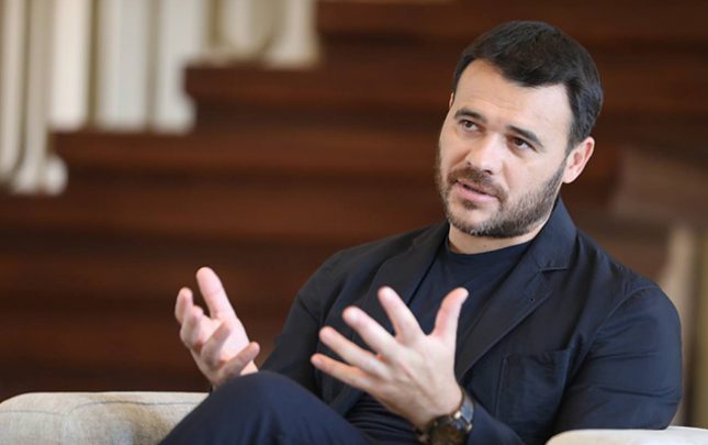 Emin Ağalarovun avtomobil sevgisi – “Avtoş”luq etdiyi…