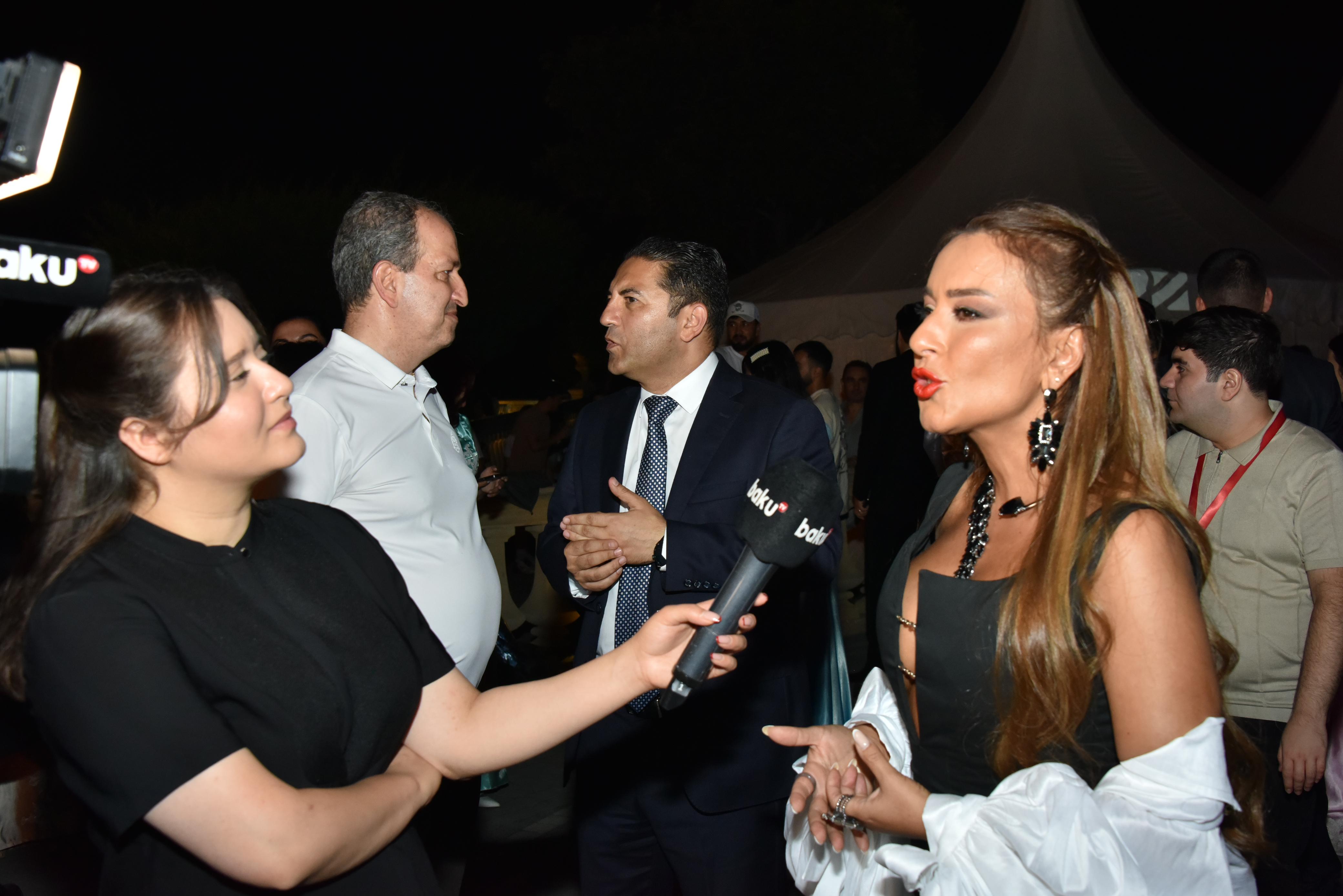 Tünzalə Ağayeva ilk dəfə italyan dilində oxudu
