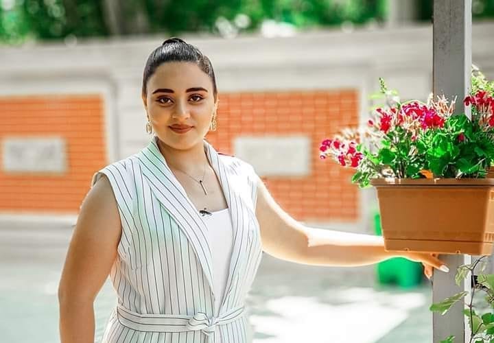 Almaxanım yeni doğulan oğlu ilə ilk dəfə 