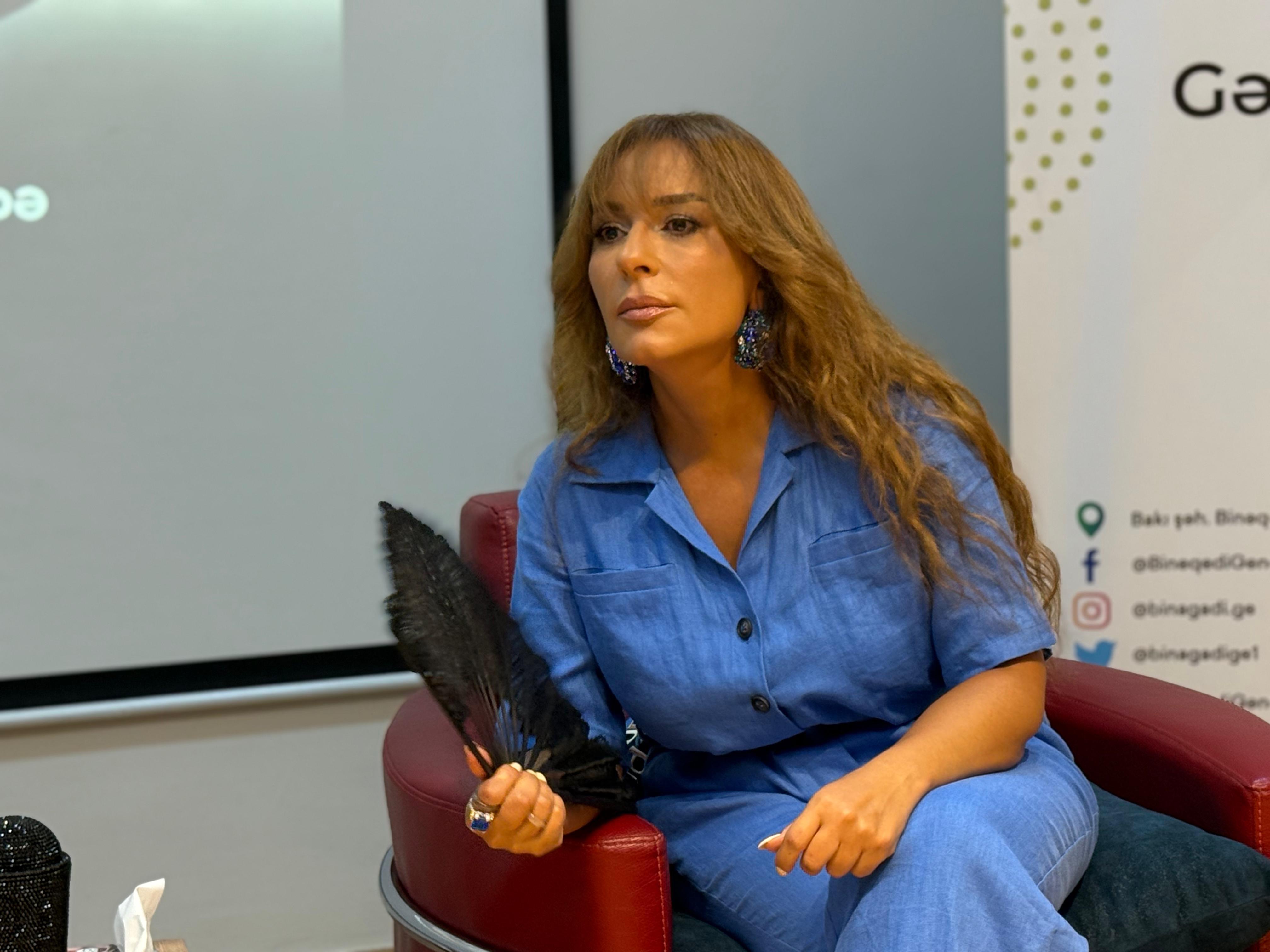 Tünzalə Ağayeva gənclərlə görüşdü 