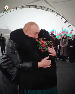 Prezident Ağdərə sakinləri ilə görüşü