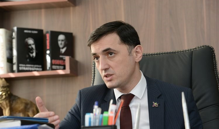 Tural Abbaslının xanımı blogerliyə başladı