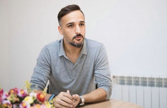 Azər Zahiddən ilk paylaşım