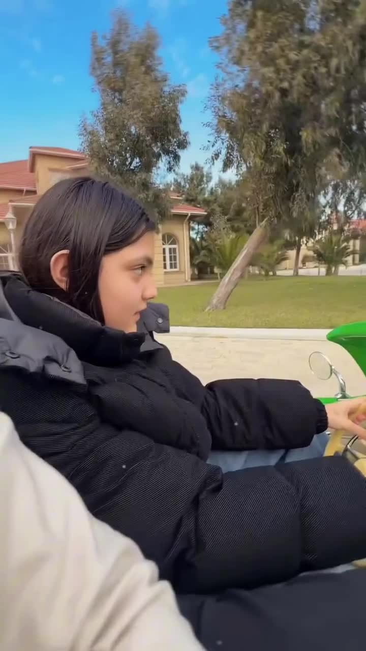 Emin Ağalarovun qızı ilə görüntüləri