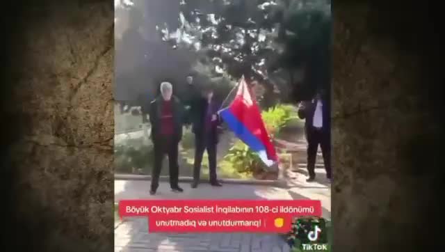 Bakıda SSRİ bayrağı qaldıranlar həbs edildi 