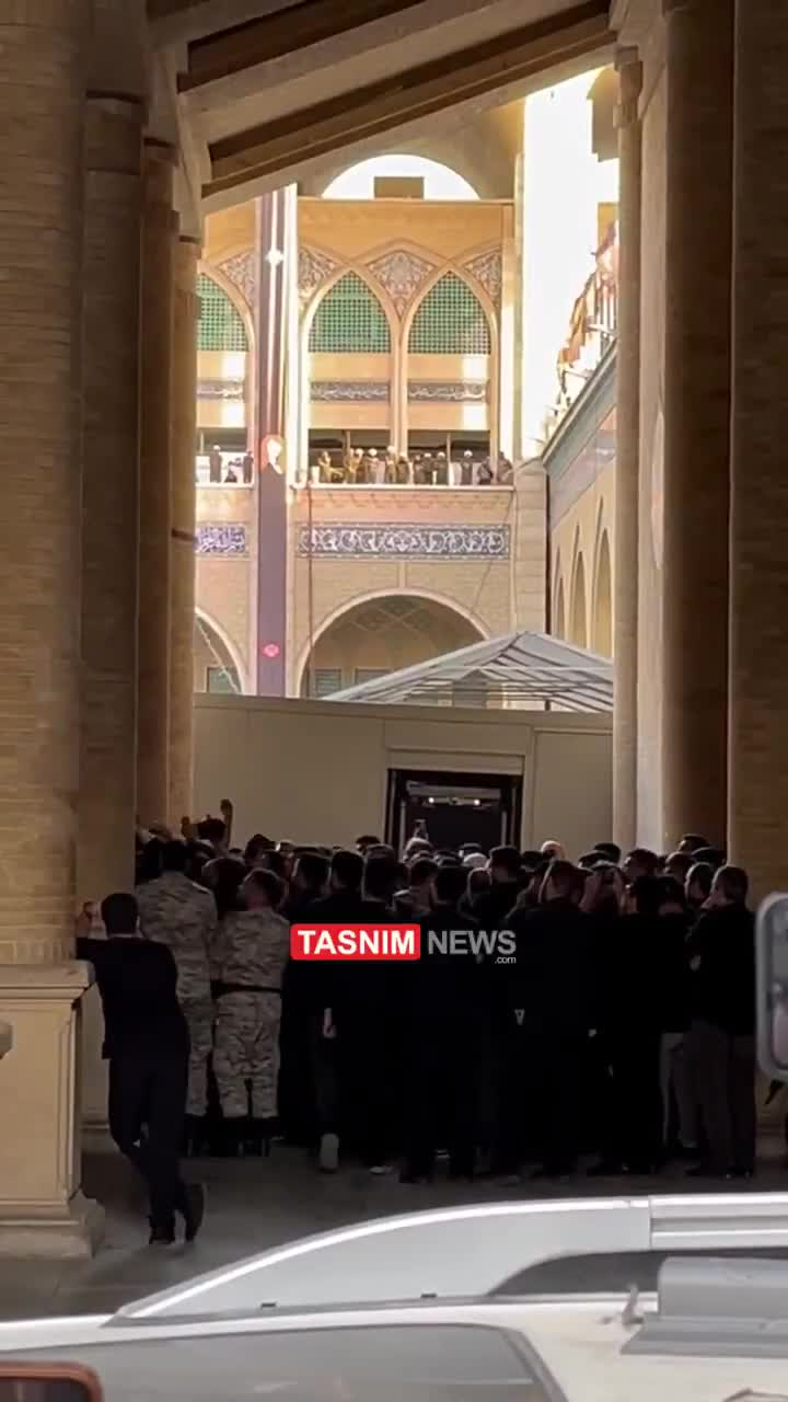 İranda Əli Xamenei ilə vida mərasimi