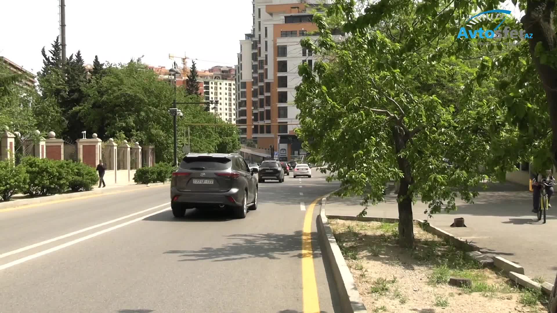 Yol nişanları görünmür