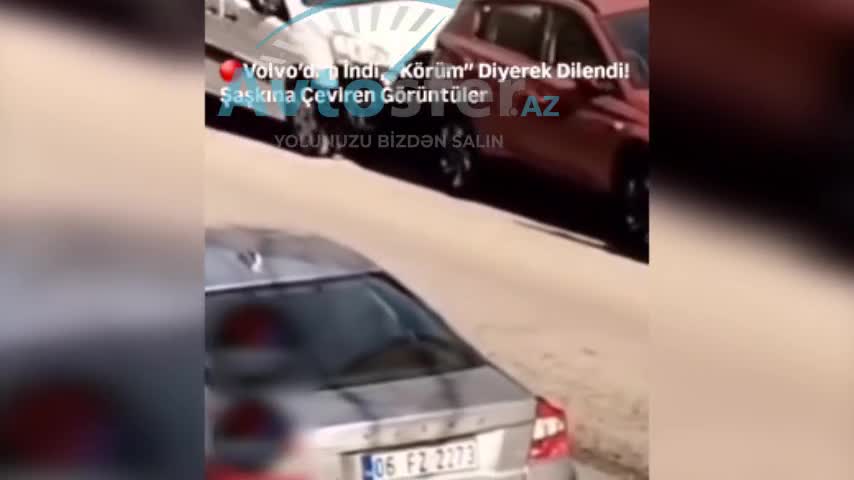 Bahalı maşından düşən sürücü “kor” roluna girib diləndi