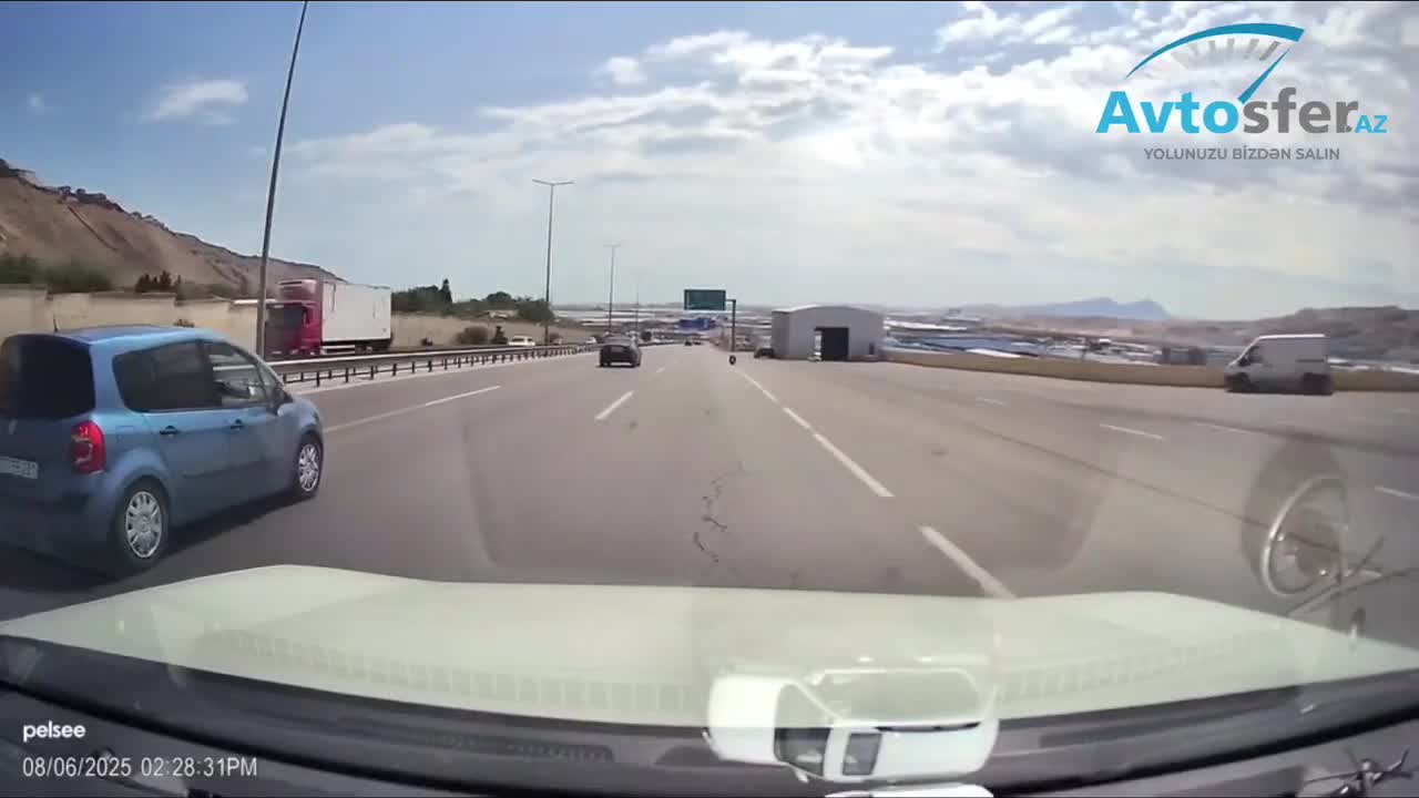Təmir sexindən yola düşən təkər təhlükə yaratdı