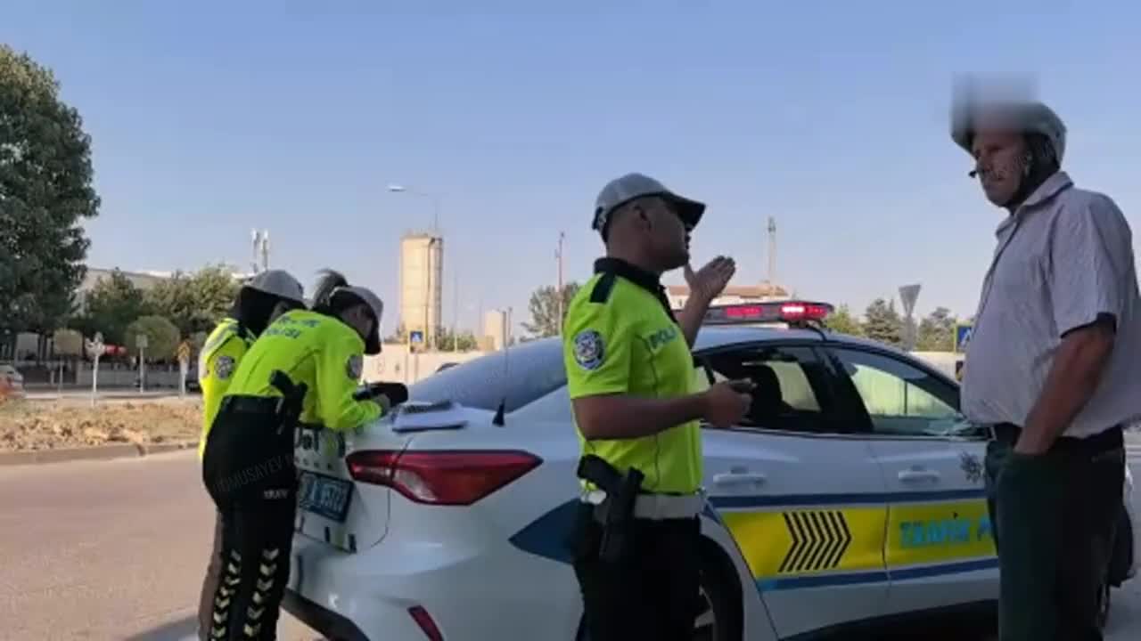 İçkili vəziyyətdə polisə yaxalanan 66 yaşlı sürücü: