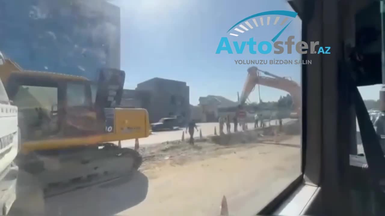 Binəqədidə yolakı təmir işləri aylardır davam edir