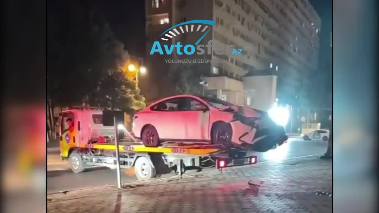Nişana məhəl qoymayan sürücü parka girib qəza törətdi