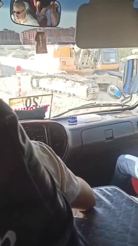 Sumqayıt-Saray yolunda bitməyən tıxaclar