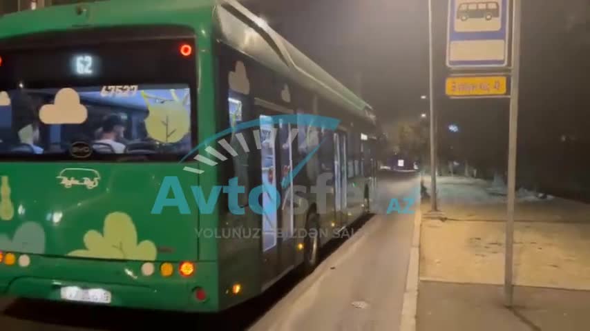 Avtobus gecikir
