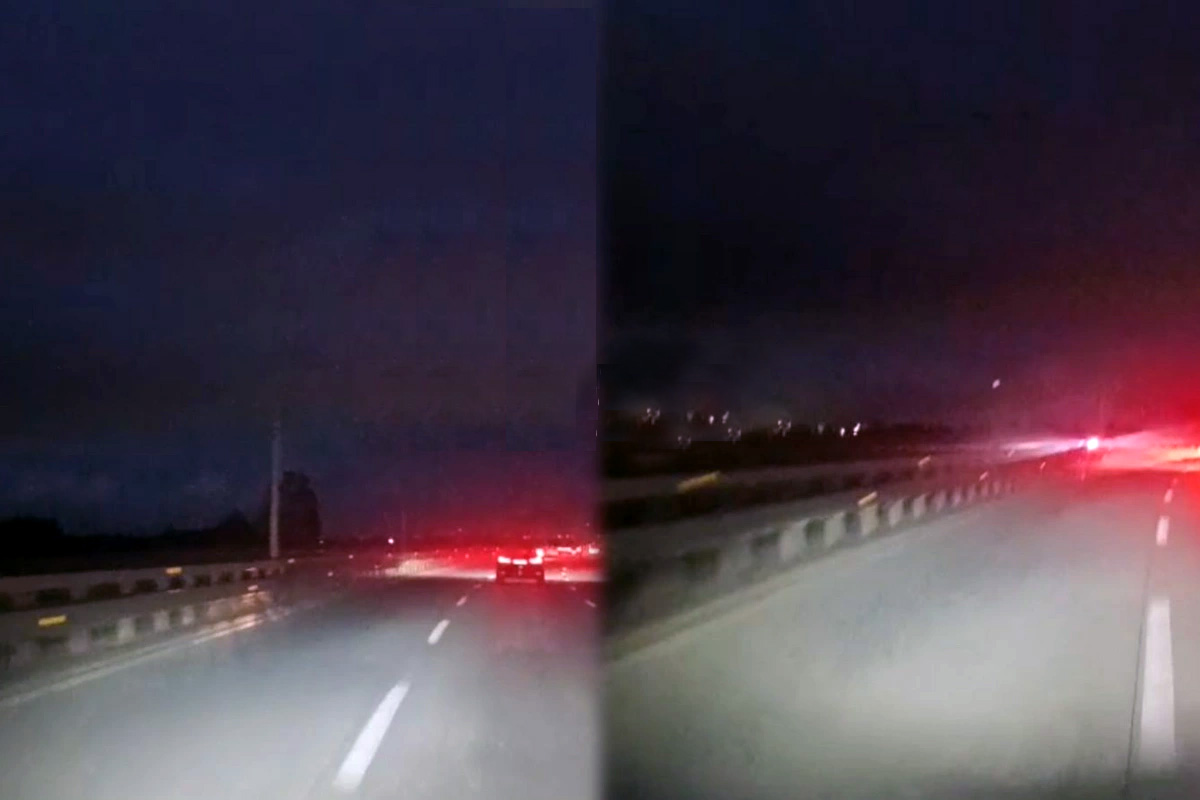 Hövsandan aeroporta gedən yol zülmətə qərq olub