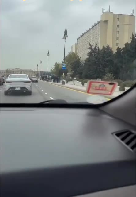 Bu küçədə hərəkət istiqaməti dəyişdirildi