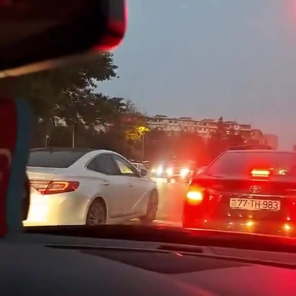 Bu işıqfora görə Binəqədidə uzunmüddətli tıxac yaranır