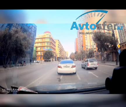 Yolayrıcına daxil olarkən bunu etsəniz, qəzadan qaça bilərsiz