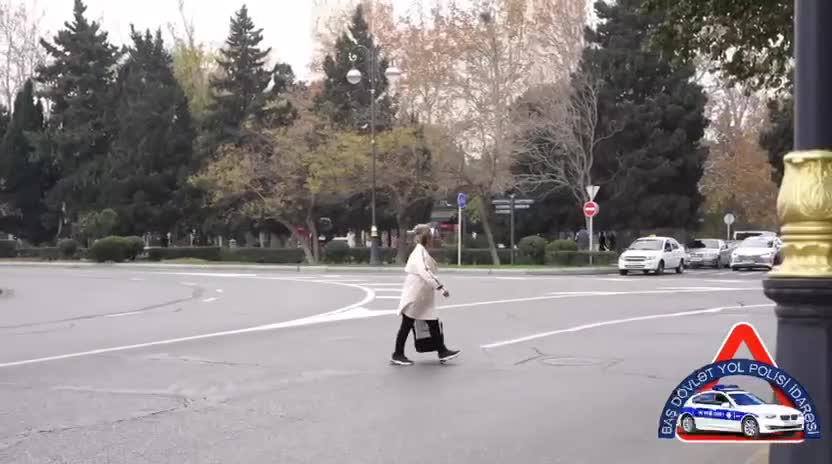 Yol polisi qayda pozan piyadaları belə yaxaladı