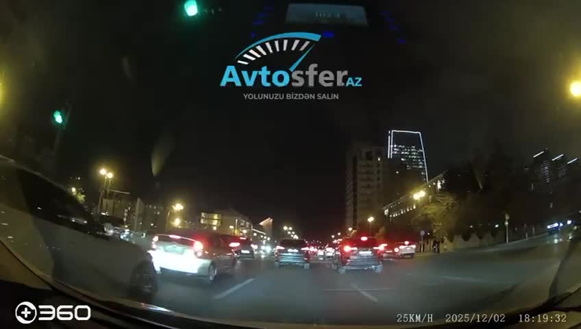 Bu kəsişmədə sürücülər qaydanı açıq-aşkar pozur