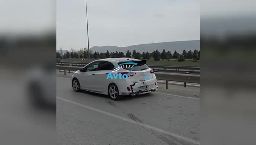 Kənar Dairəvi yolda qəza: “KIA” və “Hyundai” toqquşdu 