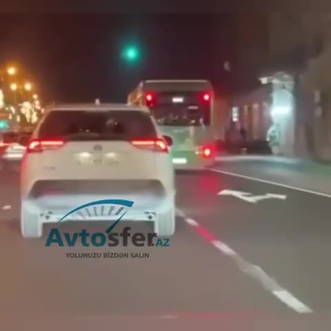 “BakuBus”ın sürücüləri bir-biri ilə yarışır