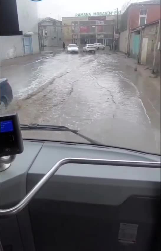 Yağışdan sonra Ramanıda eyni vəziyyət yaranıb