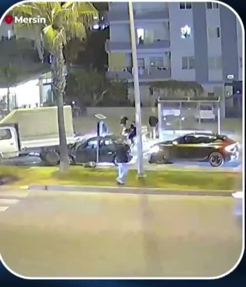 Piyada keçidində sürəti azaltmayan sürücülər qəzaya səbəb oldu