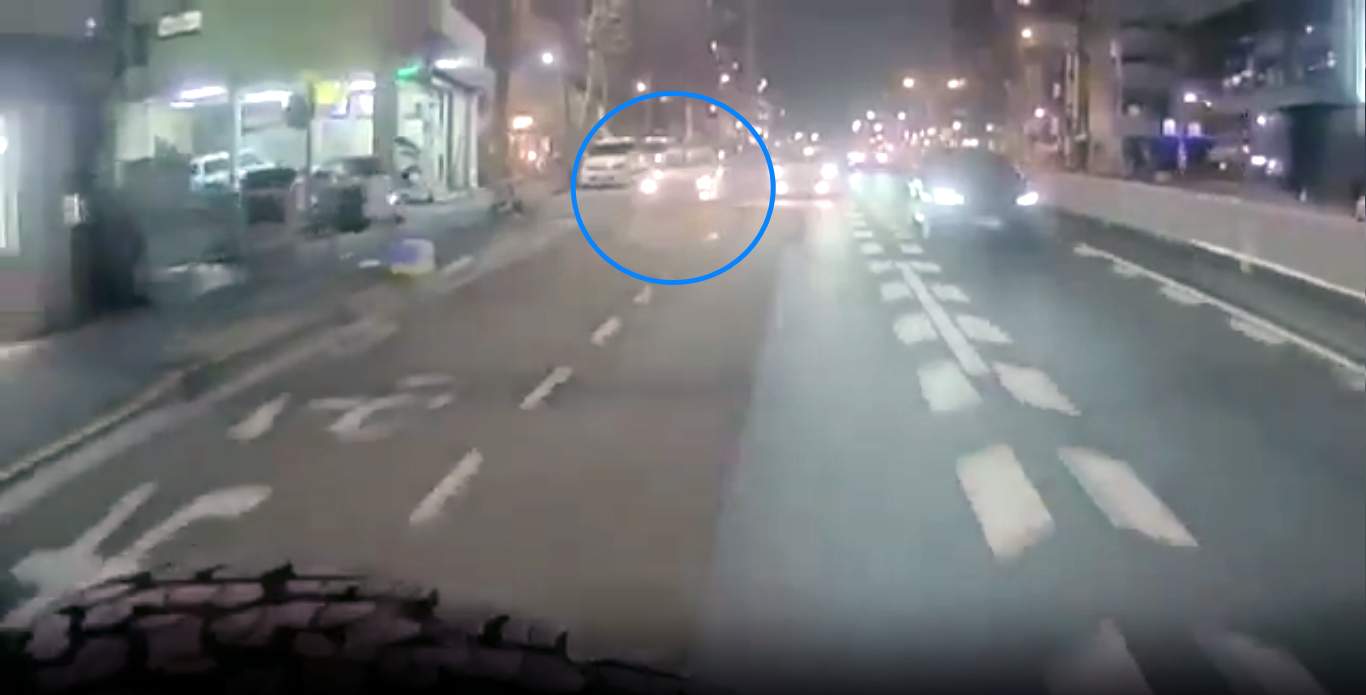 Polisdən qaçan sürücü qəza törətdi