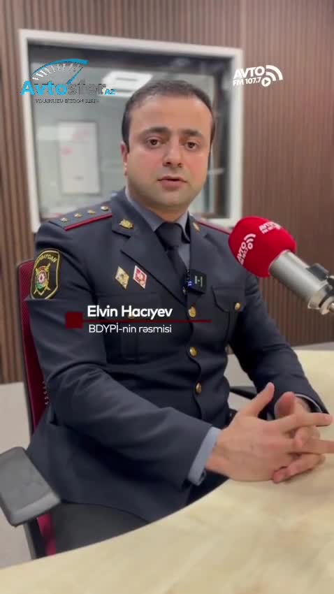 DYP-dən sükan arxasında telefonla oynayan sürücülərə XƏBƏRDARLIQ