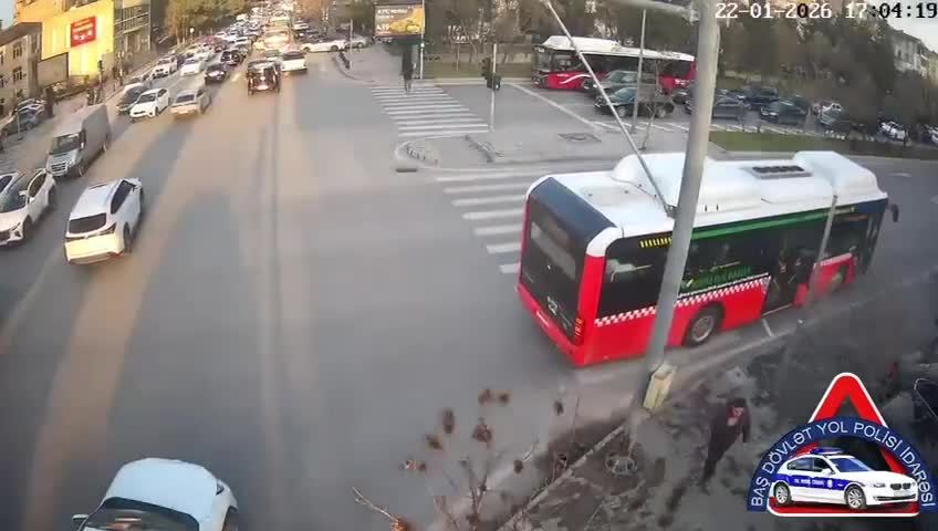  piyada keçidləri ilə bağlı xəbərdarlıq