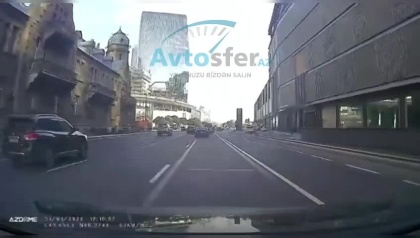Zolağına sığmayan sürücü prospektdə qəza şəraiti yaratdı 