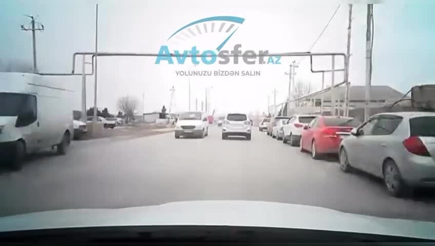 Binəqədidə əks yola çıxan sürücü qəza təhlükəsi yaratdı