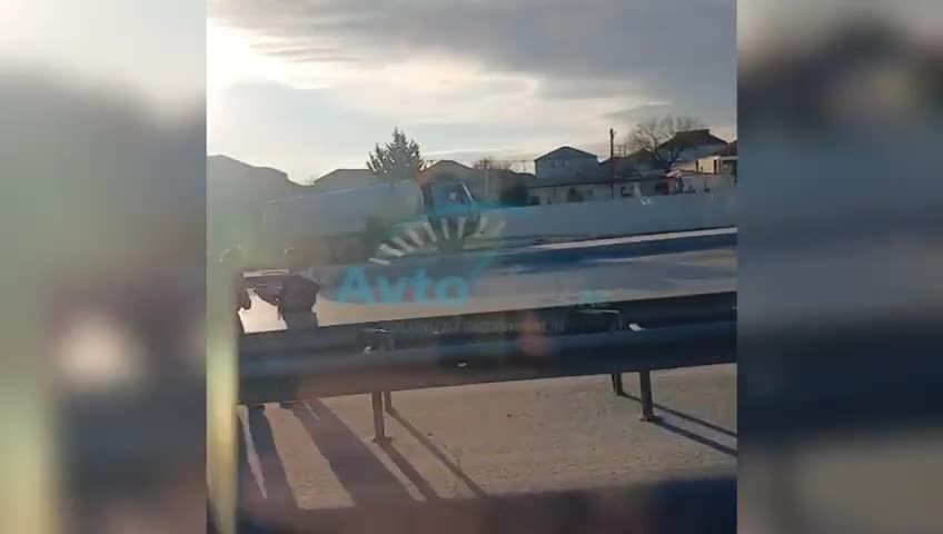 Qayda pozan piyadalar