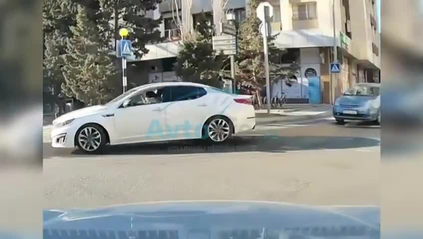 Qadın yolayrıcında qayda pozdu, polis dərhal CƏRİMƏLƏDİ