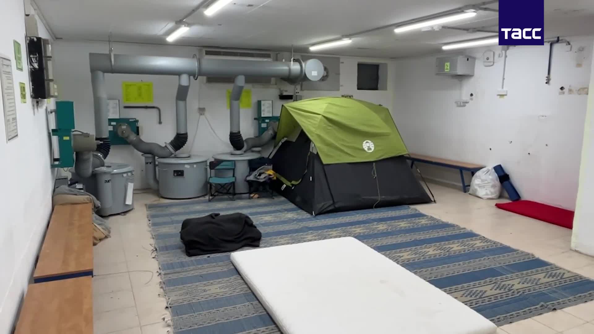 İsraildə bomba sığınacağı belədir 