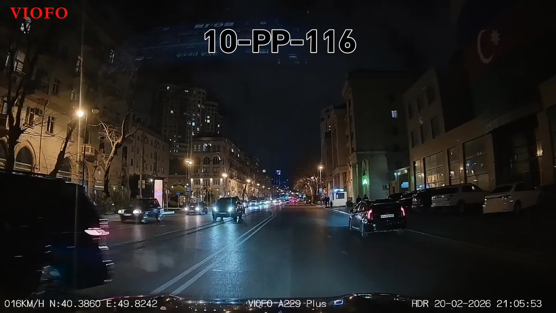 Yolunu uzatmamaq üçün qoşa xətdən dönüb qaydanı pozdu