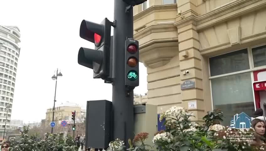 Metronun qarşısında velosipedçilərin təhlükəsizliyi təmin edildi