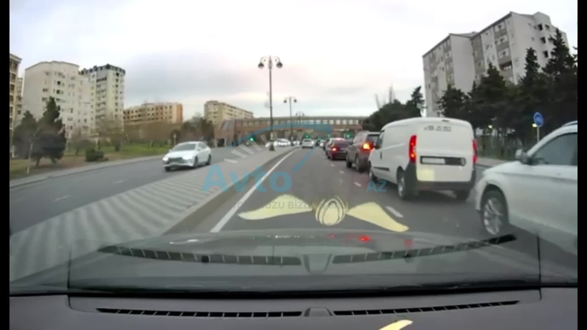 Yeniyetmə qəzanın bir addımlığından döndü