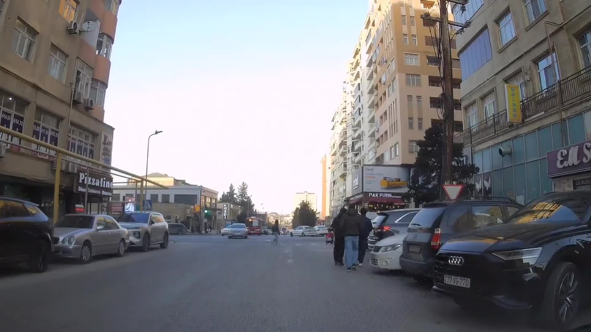 Azyaşlı uşağını təhlükəyə atan valideyn